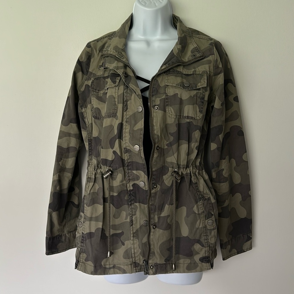 Camo jacket - Picture 1 of 8